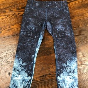 EUC Lululemon Running leggings size 10